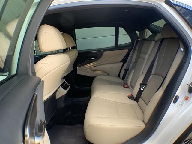 2022 Lexus LS 500 photo 22