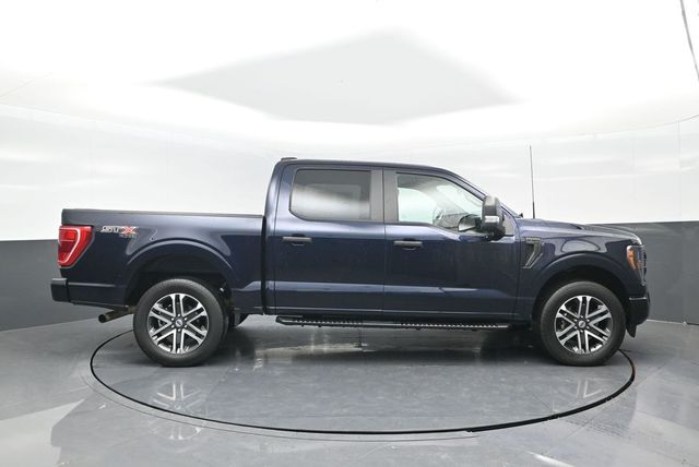 2023 Ford F-150 XL photo 3