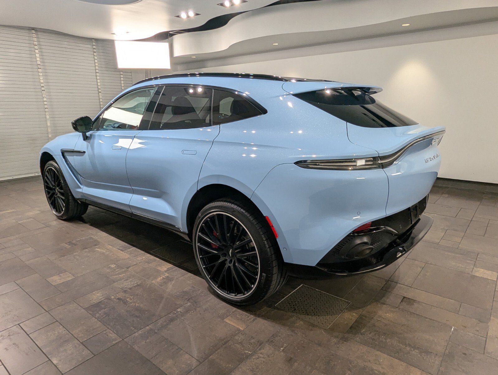 2022 Aston Martin DBX AM8 photo 2