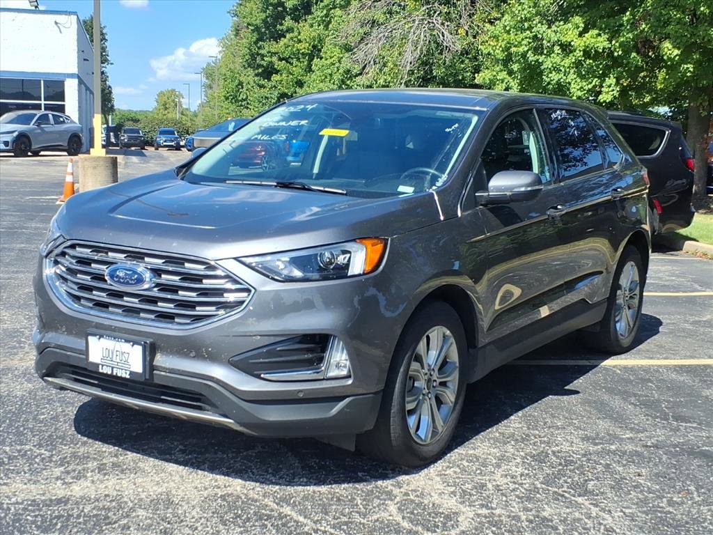 2024 Ford Edge Titanium photo 28