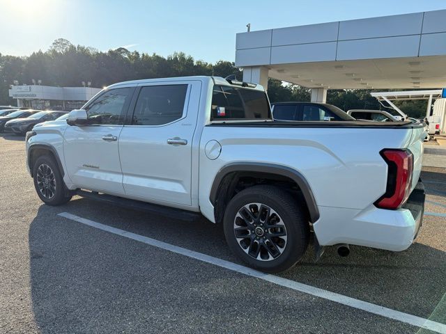 2022 Toyota Tundra Limited photo 4