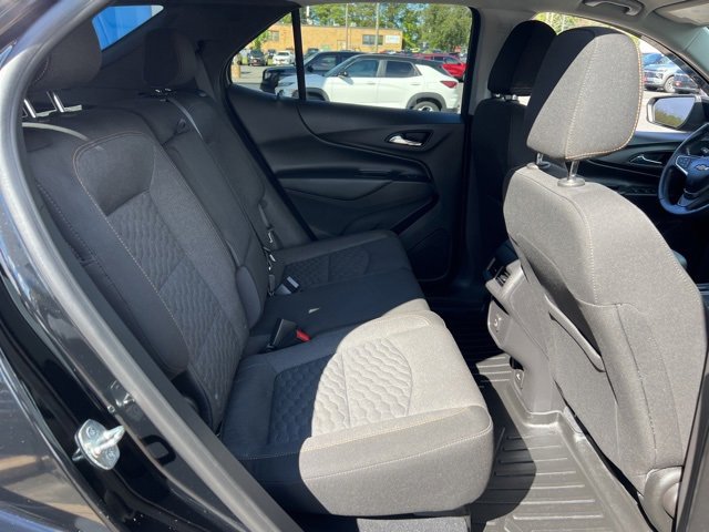 2021 Chevrolet Equinox LT photo 21