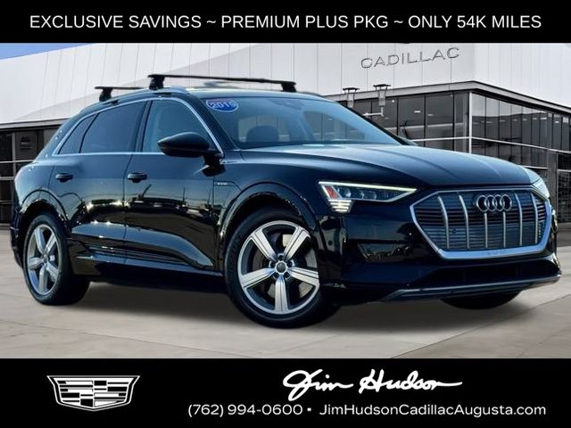 2019 Audi e-tron Premium Plus