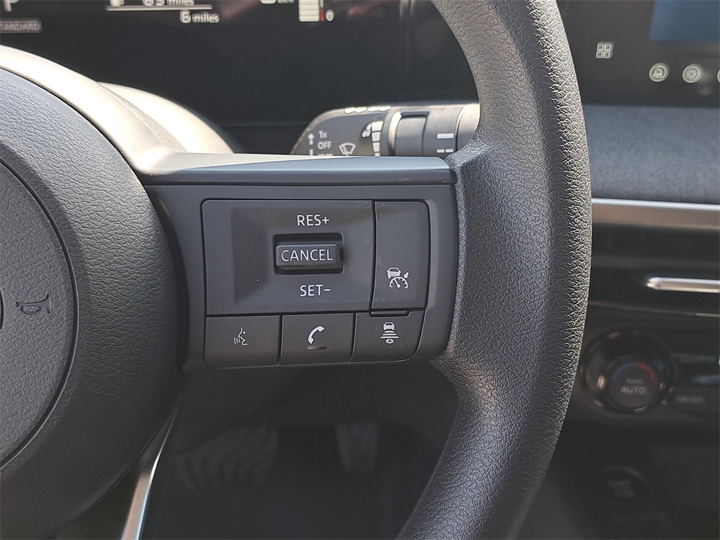 2026 Nissan Kicks SV photo 20