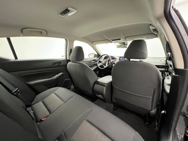 2024 Nissan Altima 2.5 SV photo 31
