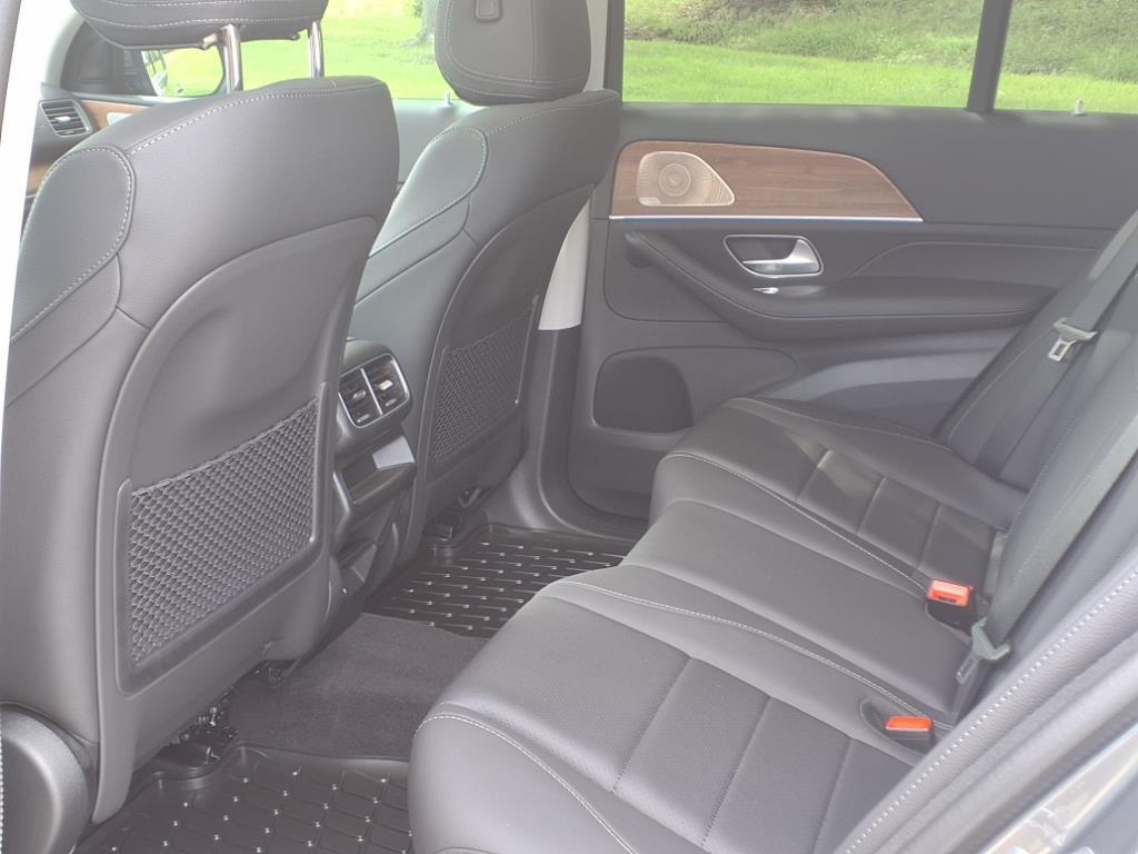 2025 Mercedes Benz GLE 350 4MATIC photo 9