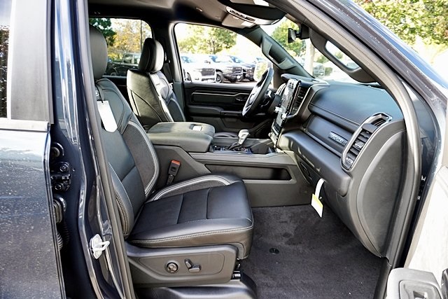 New 2026 Forged Blue Metallic Exterior Paint RAM RHO image 15