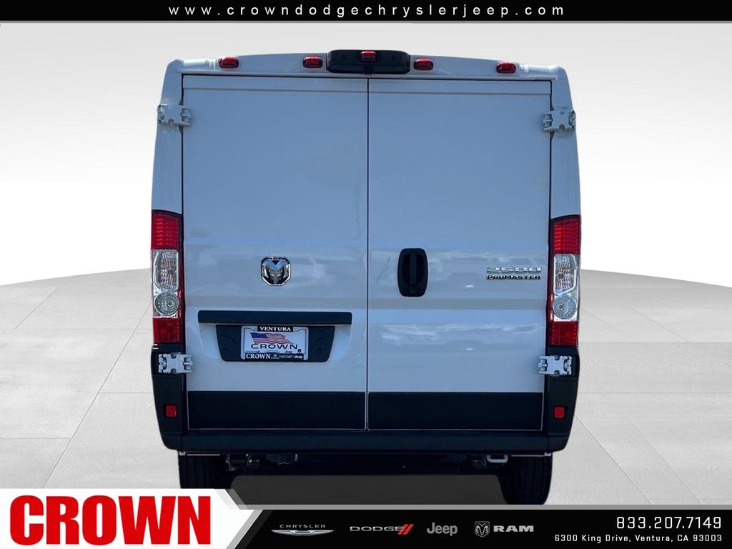 2024 Ram ProMaster 2500 photo 2