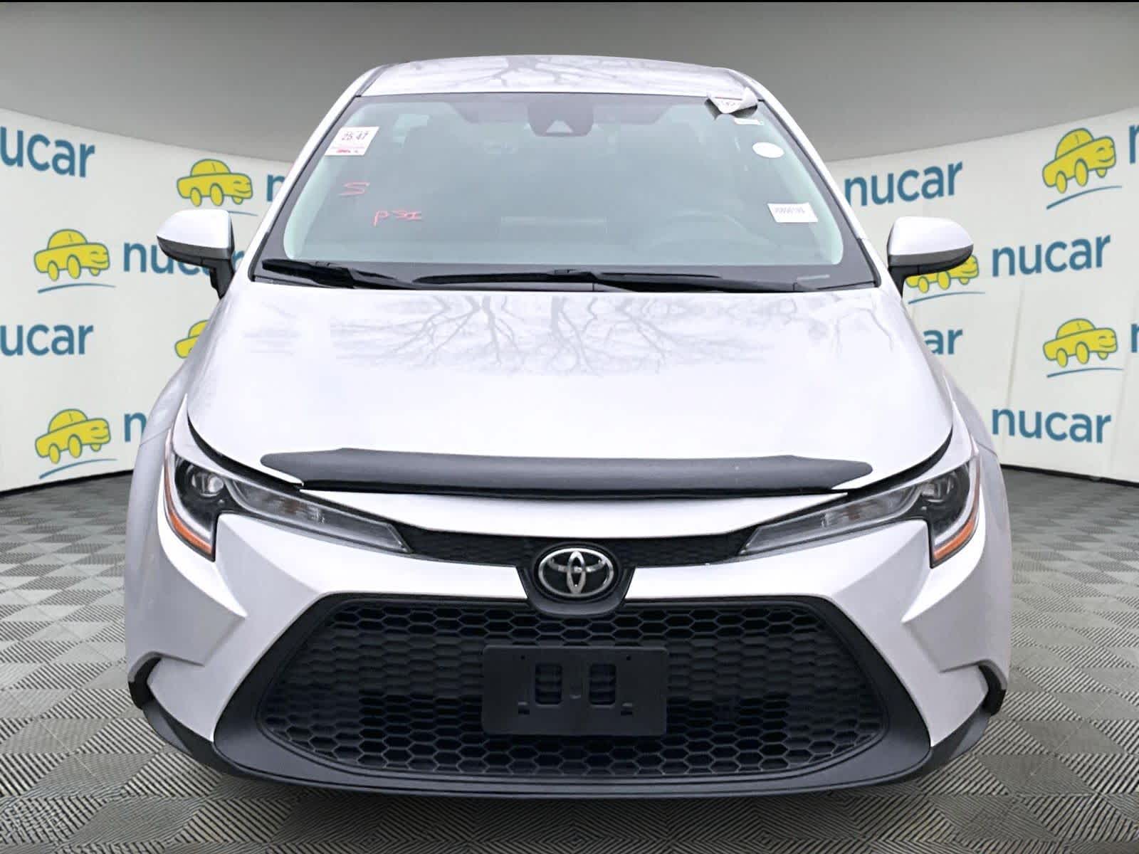 2021 Toyota Corolla LE photo 2