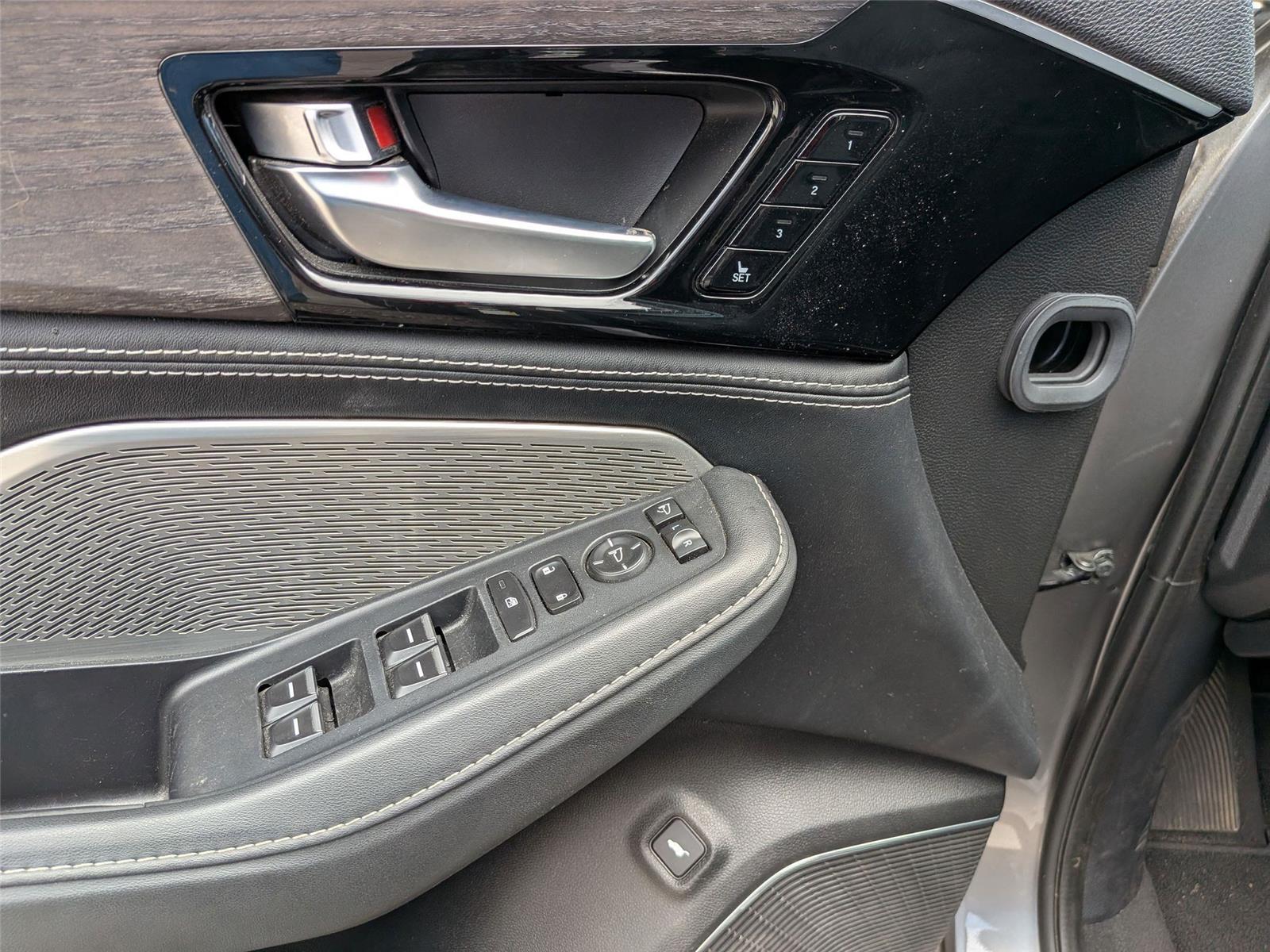 2022 Acura MDX Advance photo 12