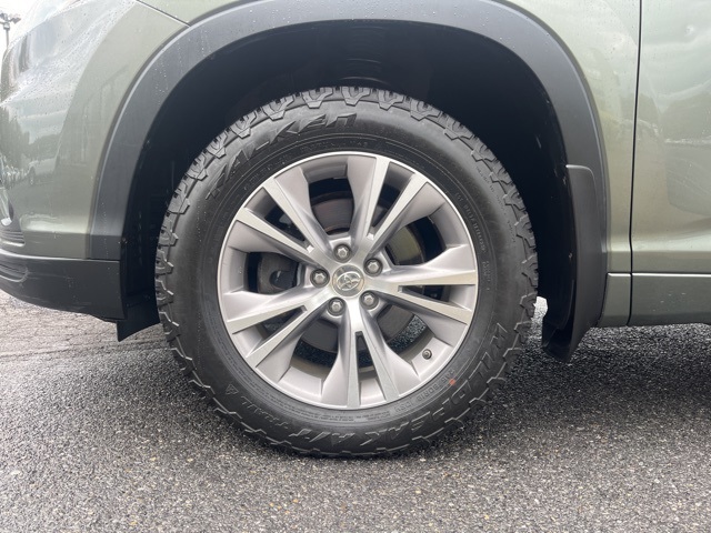 2015 Toyota Highlander XLE photo 11