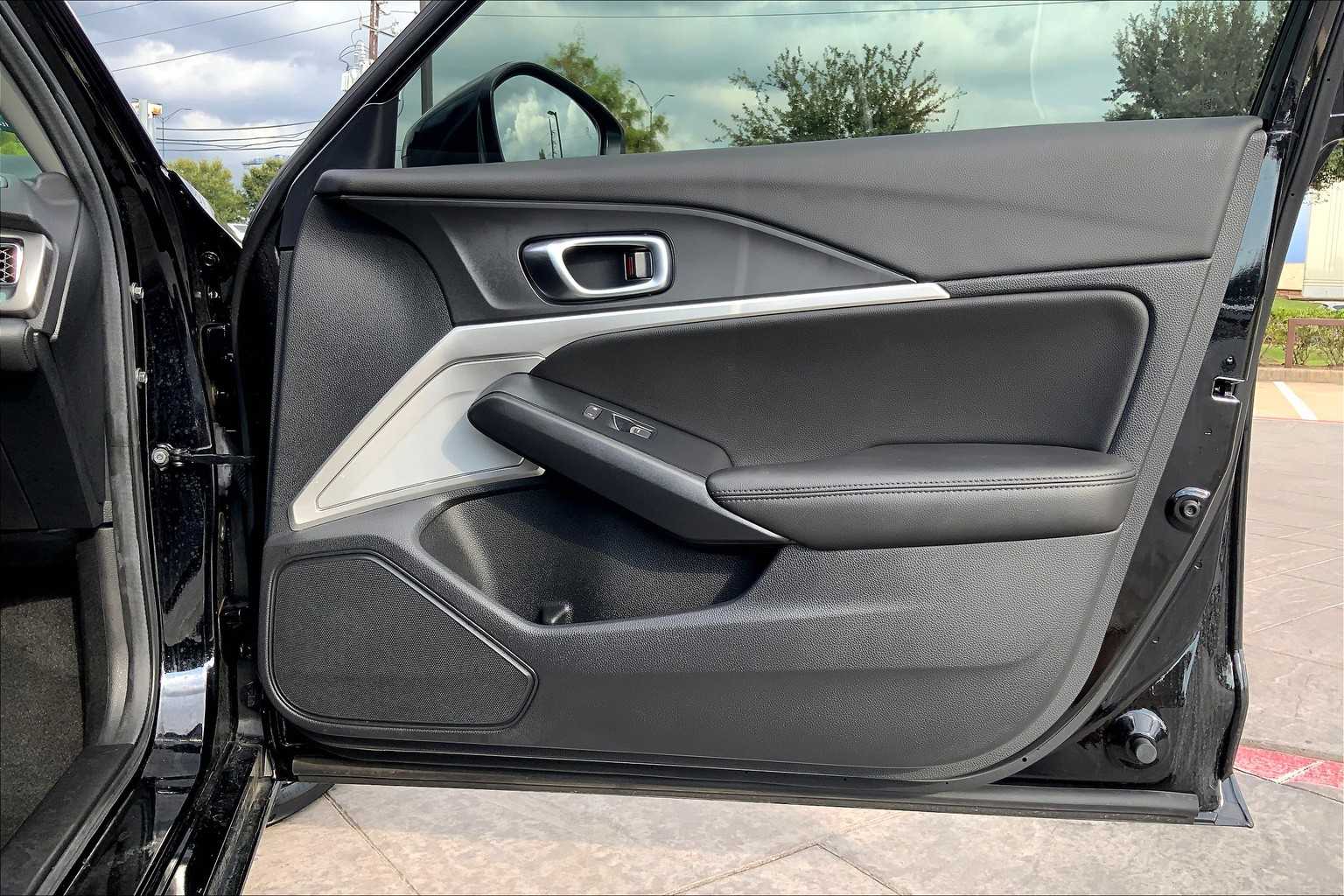 2025 Acura Integra Base photo 21