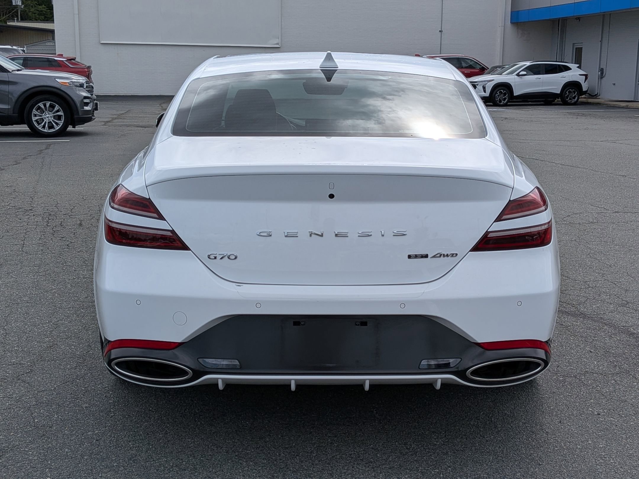 2023 Genesis G70 3.3T Sport Prestige photo 4