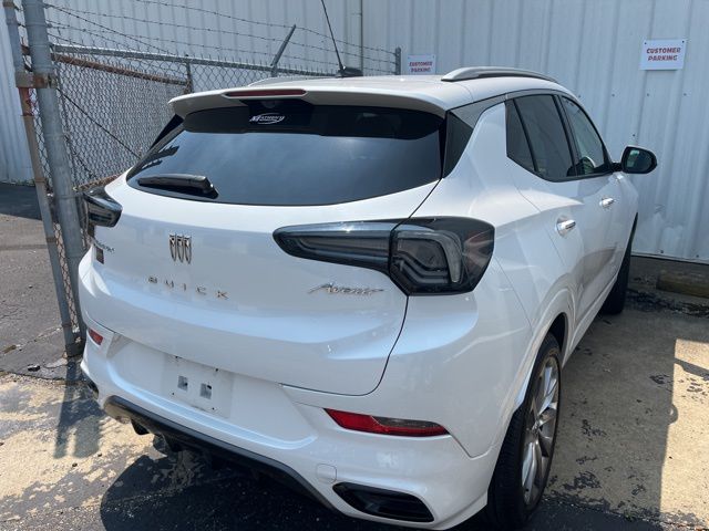 2024 Buick Encore GX Avenir photo 8