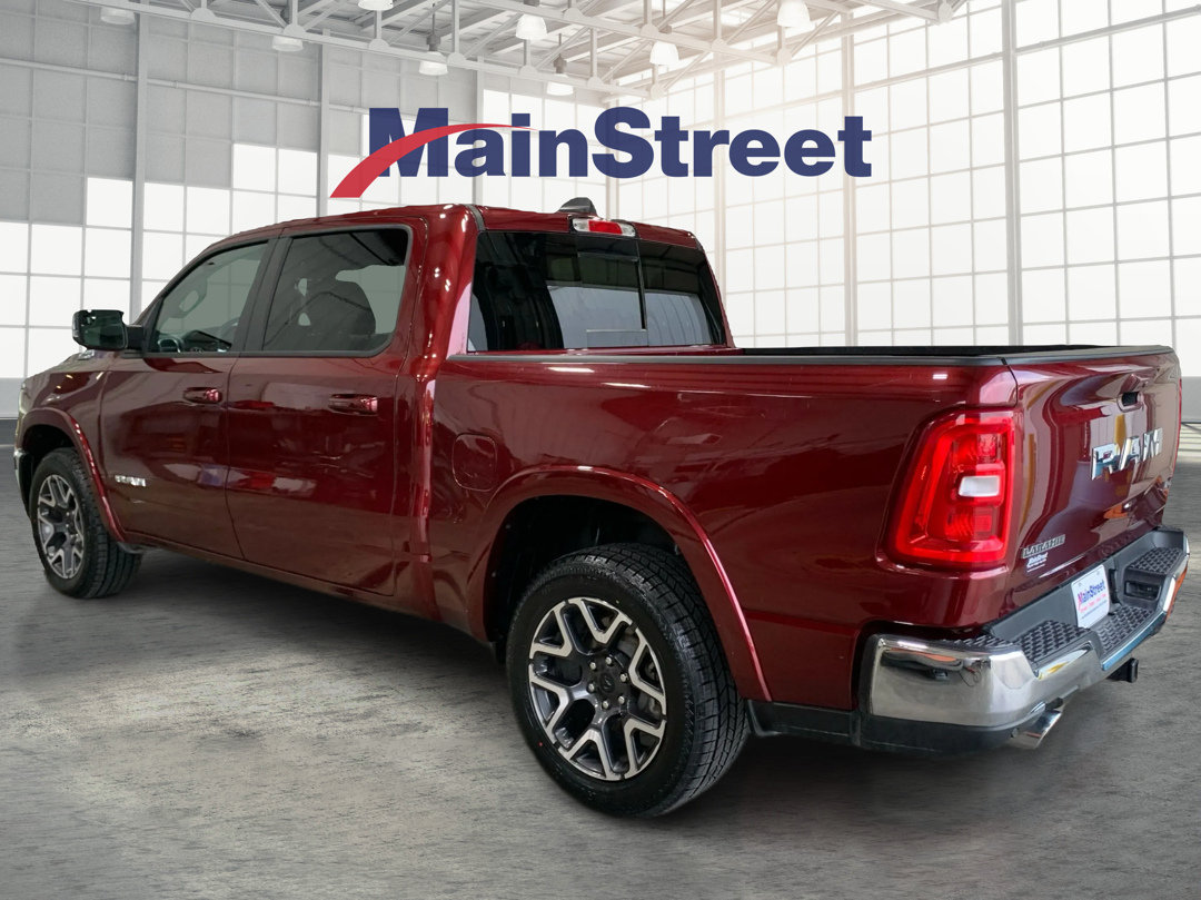 2025 Ram 1500 Laramie photo 3
