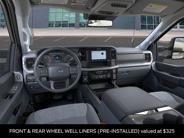 2025 Ford F-350 XLT photo 3