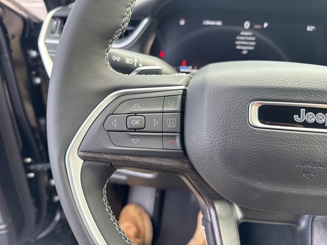 2025 Jeep Grand Cherokee Limited photo 19