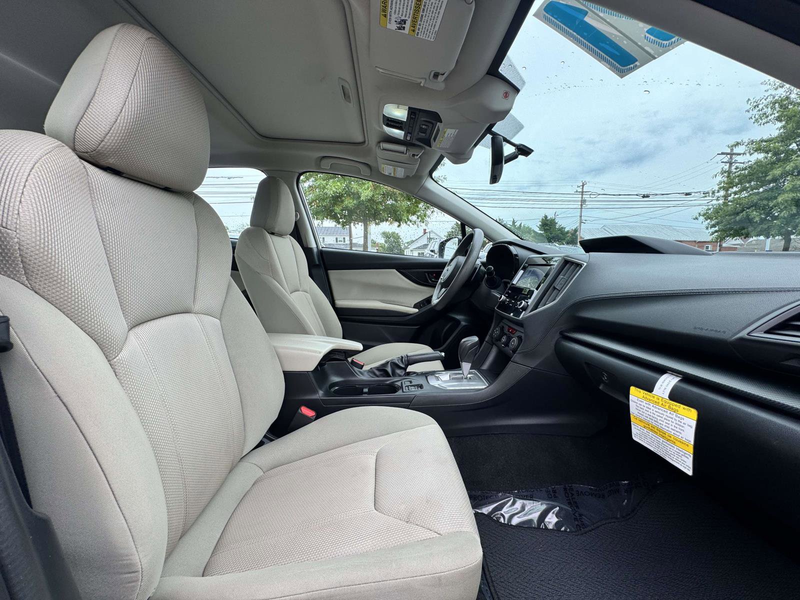 2021 Subaru Impreza L photo 9
