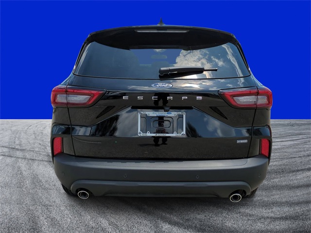 2025 Ford Escape ST-Line photo 4