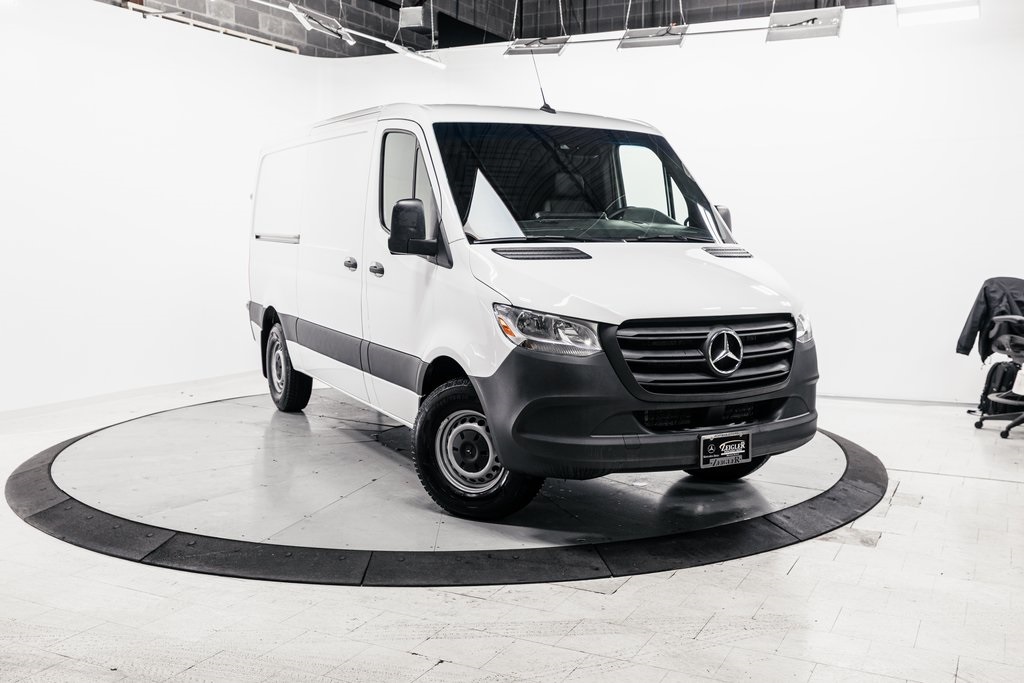 2024 Mercedes-Benz Sprinter Cargo Van Base's photo