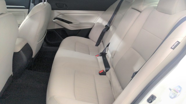 Used 2023 Pearl White Tricoat Nissan 2.5 SV image 27