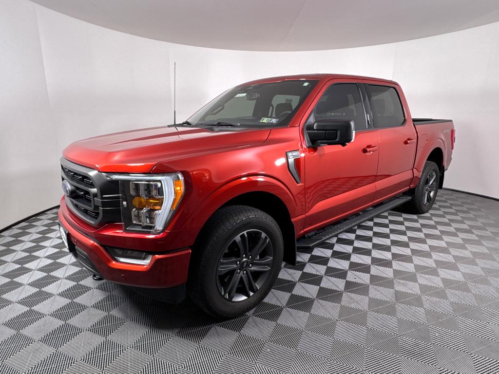 2023 Ford F-150 XLT photo 2