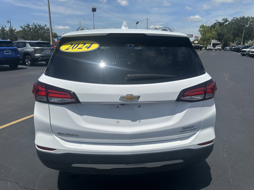 Used 2024 Summit White Chevrolet Premier image 7