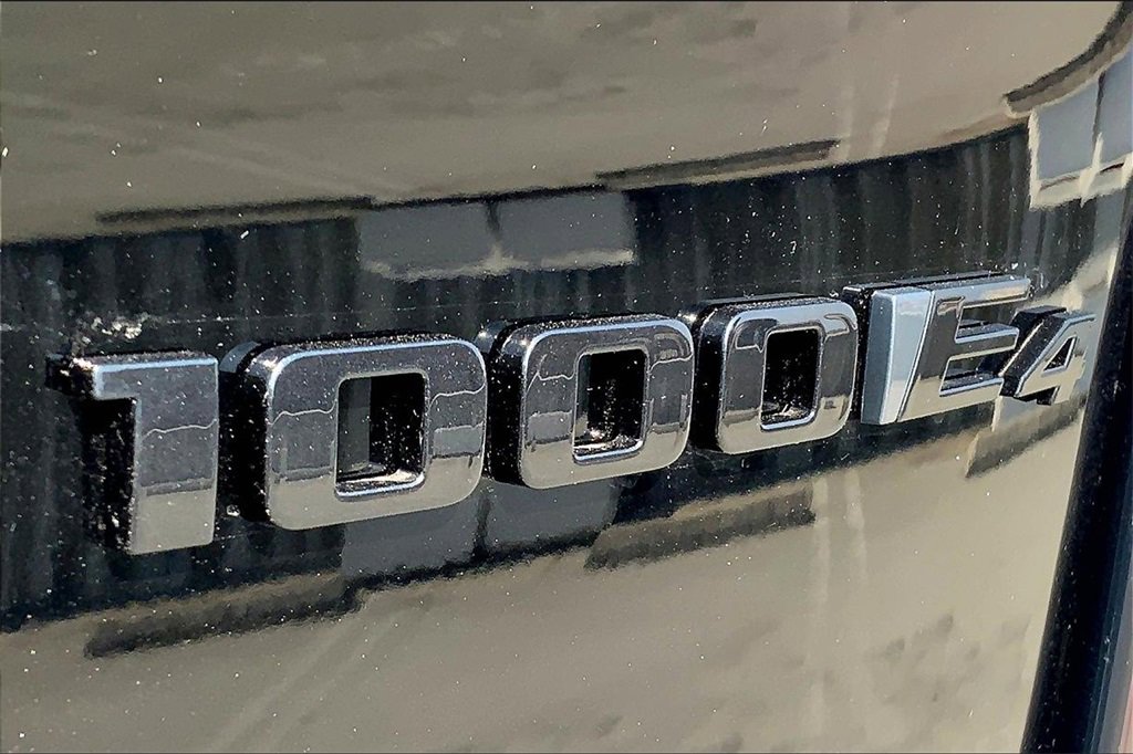 2026 Cadillac Escalade IQ Premium Sport photo 15