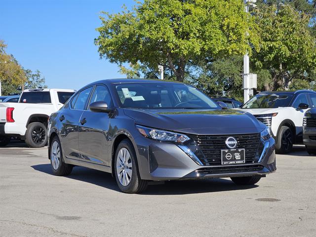 2025 Nissan Sentra S photo 2