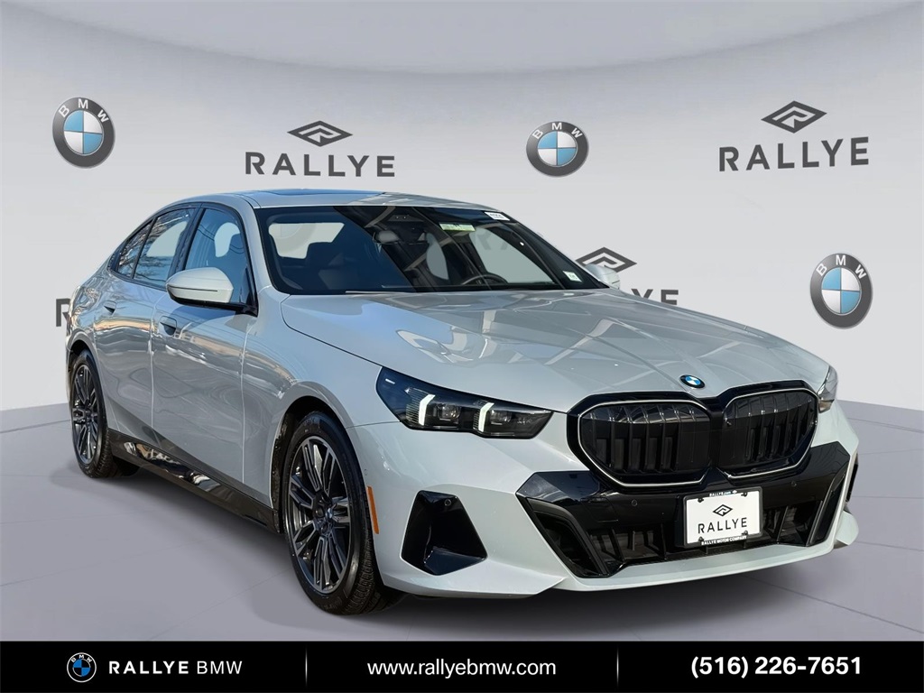 2026 BMW 5 Series 530i's photo
