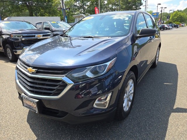2018 Chevrolet Equinox LS photo 3