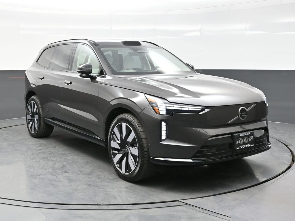 2025 Volvo EX90