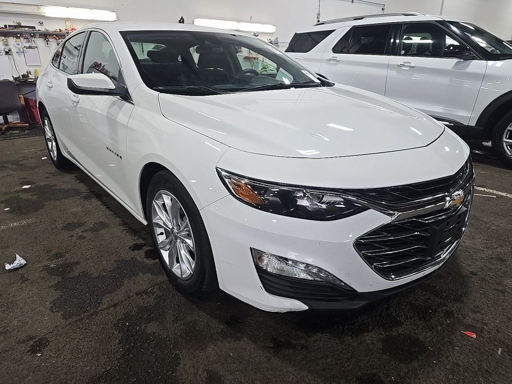 2023 Chevrolet Malibu 1LT photo 2