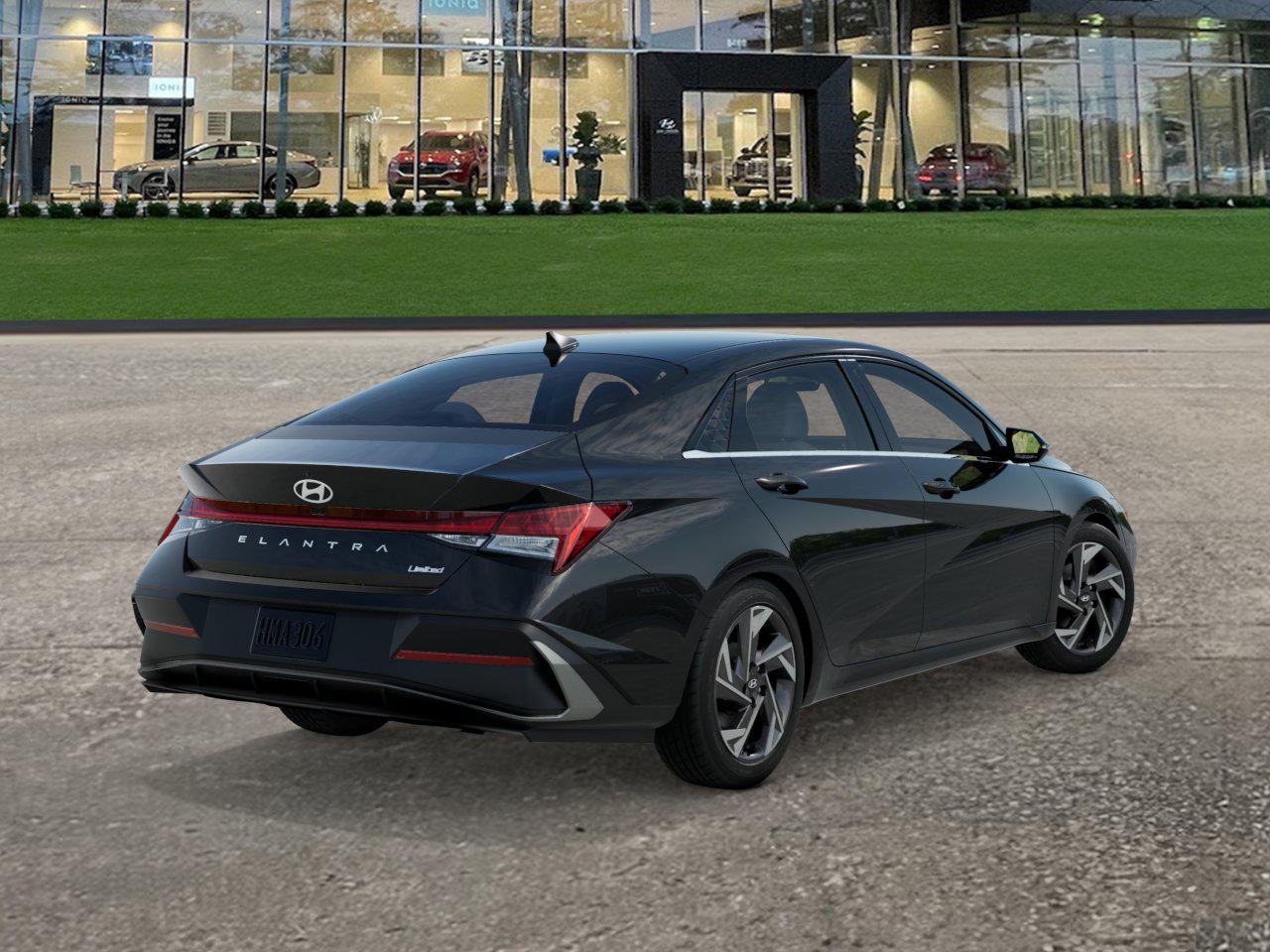 2025 Hyundai Elantra Limited photo 4