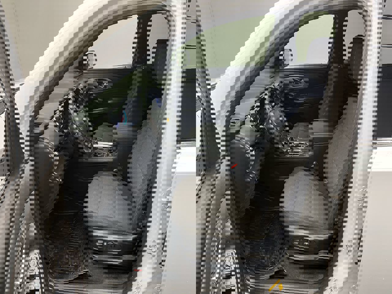 2023 Chevrolet Traverse Cloth photo 3