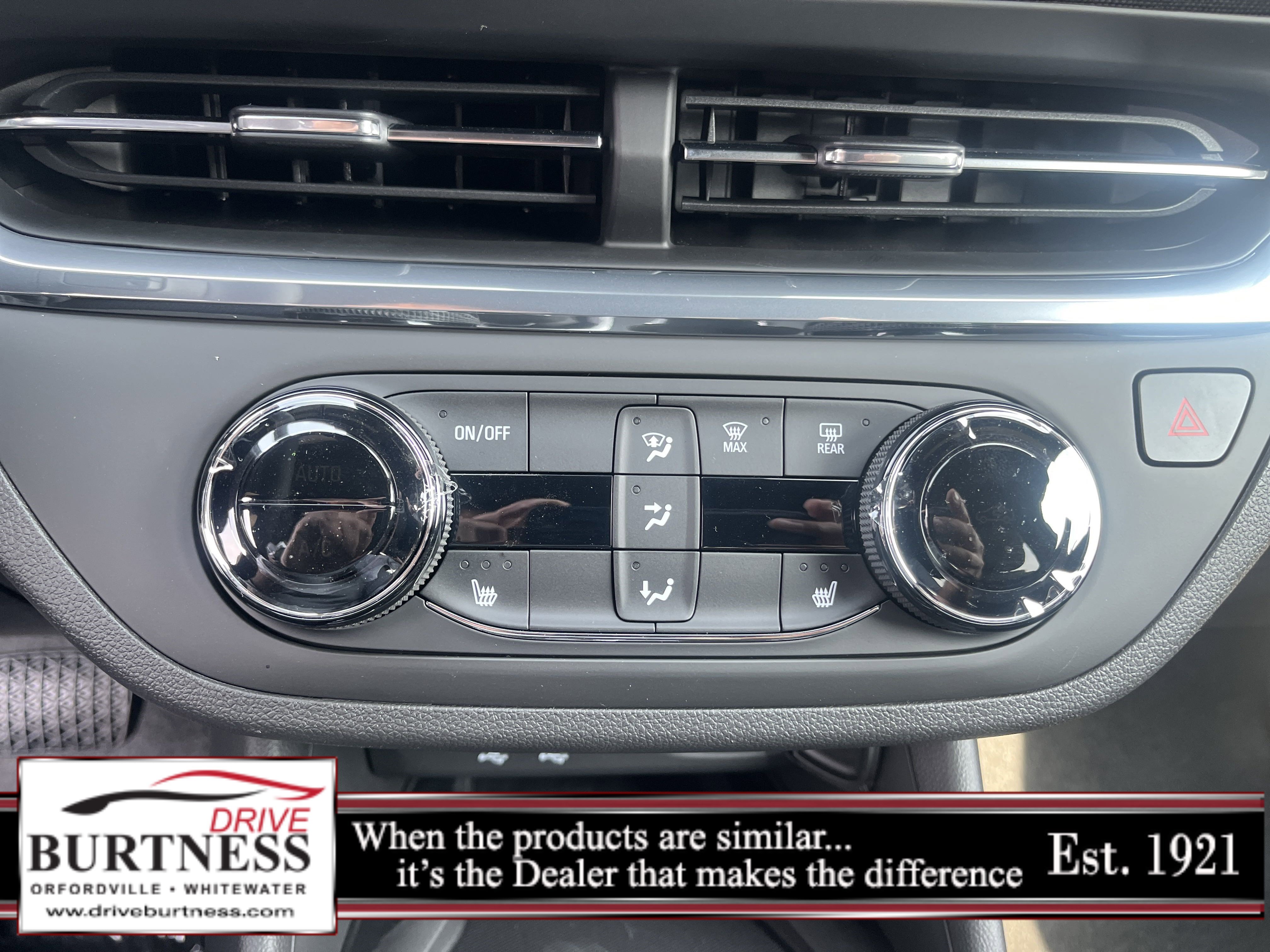 2025 Buick Envista Preferred photo 12