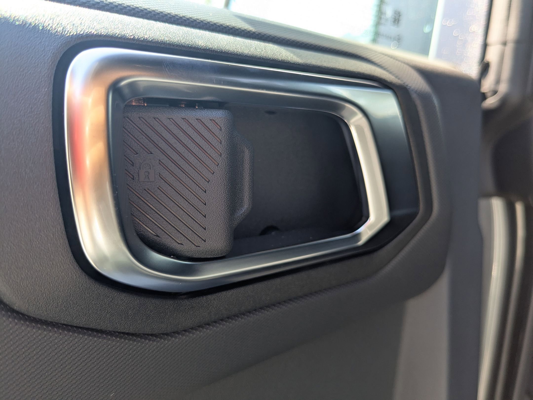 2025 Ford Bronco Base photo 21