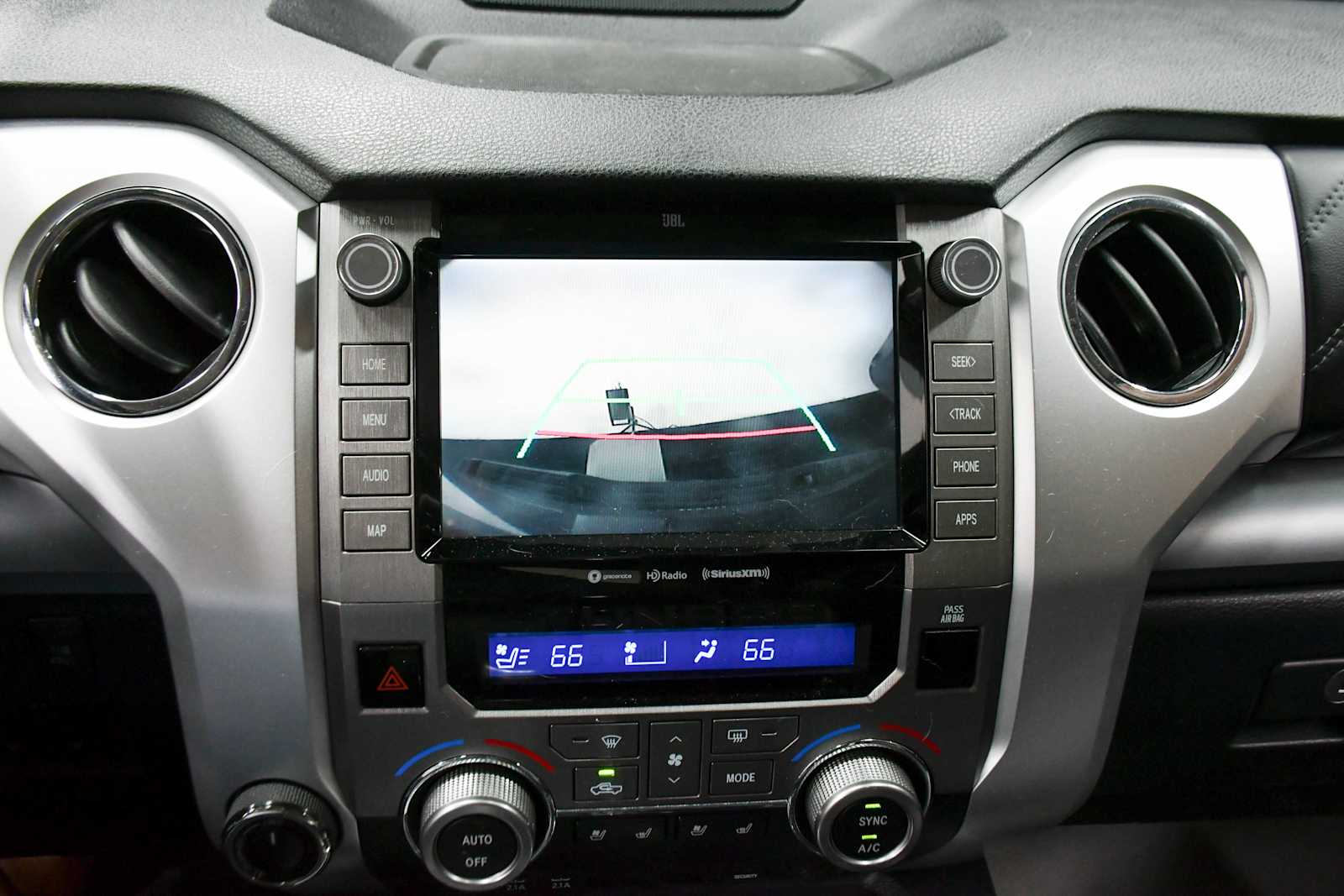 2020 Toyota Tundra Platinum Grade photo 20