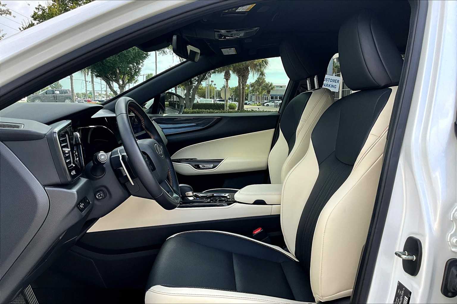 2024 Lexus NX 350 Premium photo 7