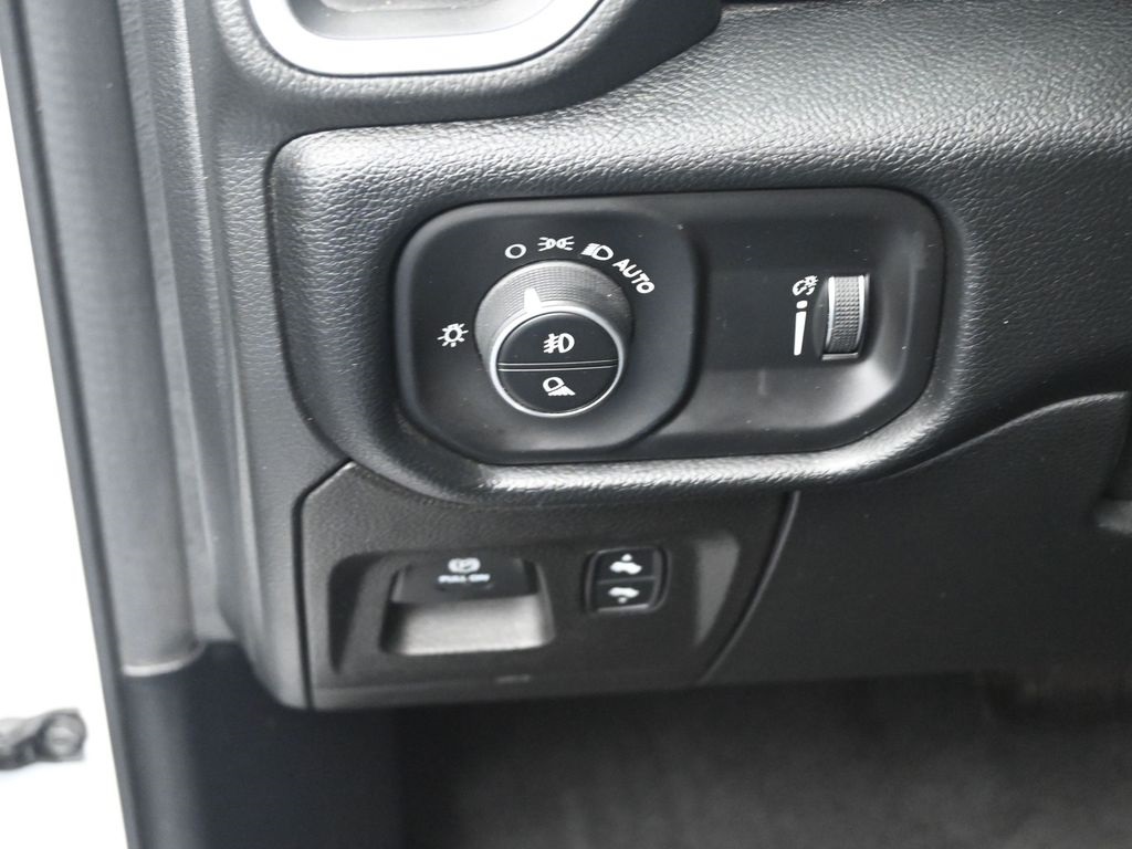 2021 Ram 1500 Big Horn Lone Star photo 18