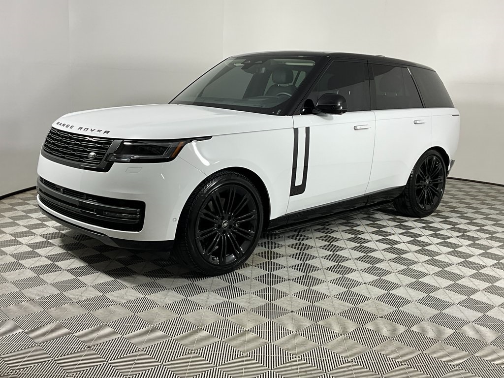 2024 Land Rover Range Rover SE's photo