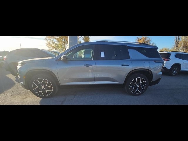 2025 Chevrolet Traverse High Country photo 3