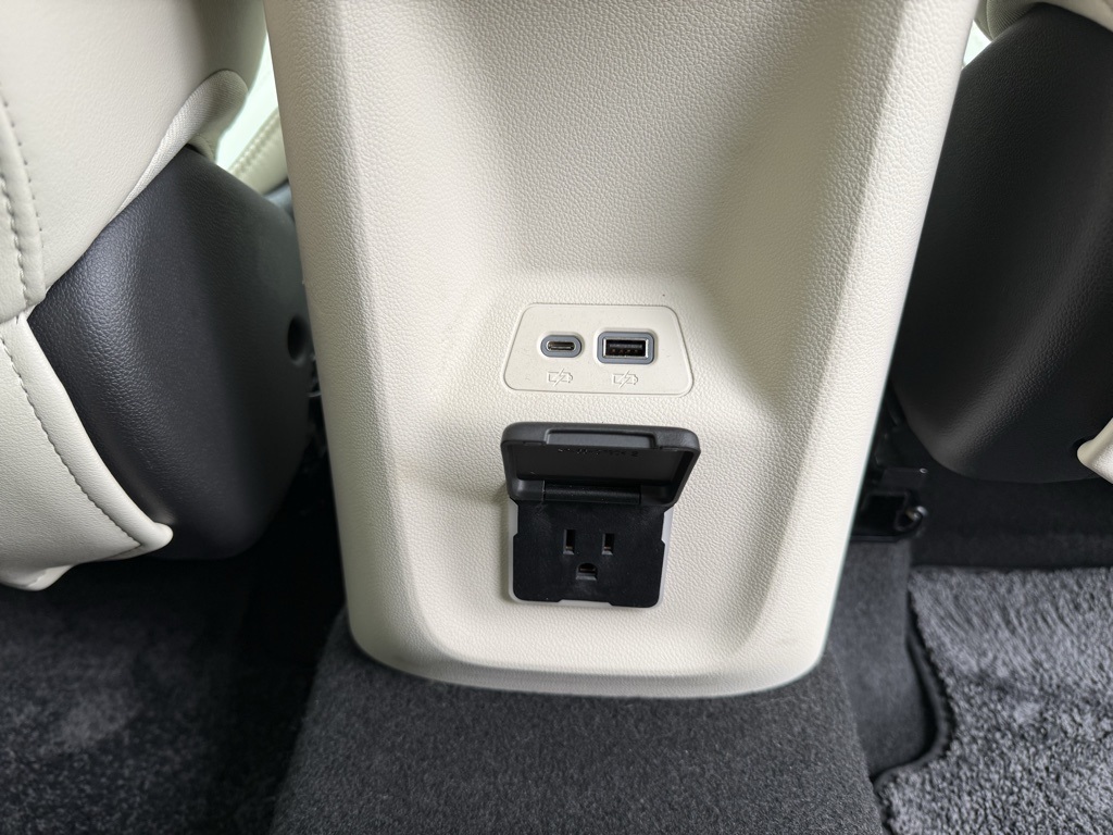 2022 Buick Envision Avenir photo 26