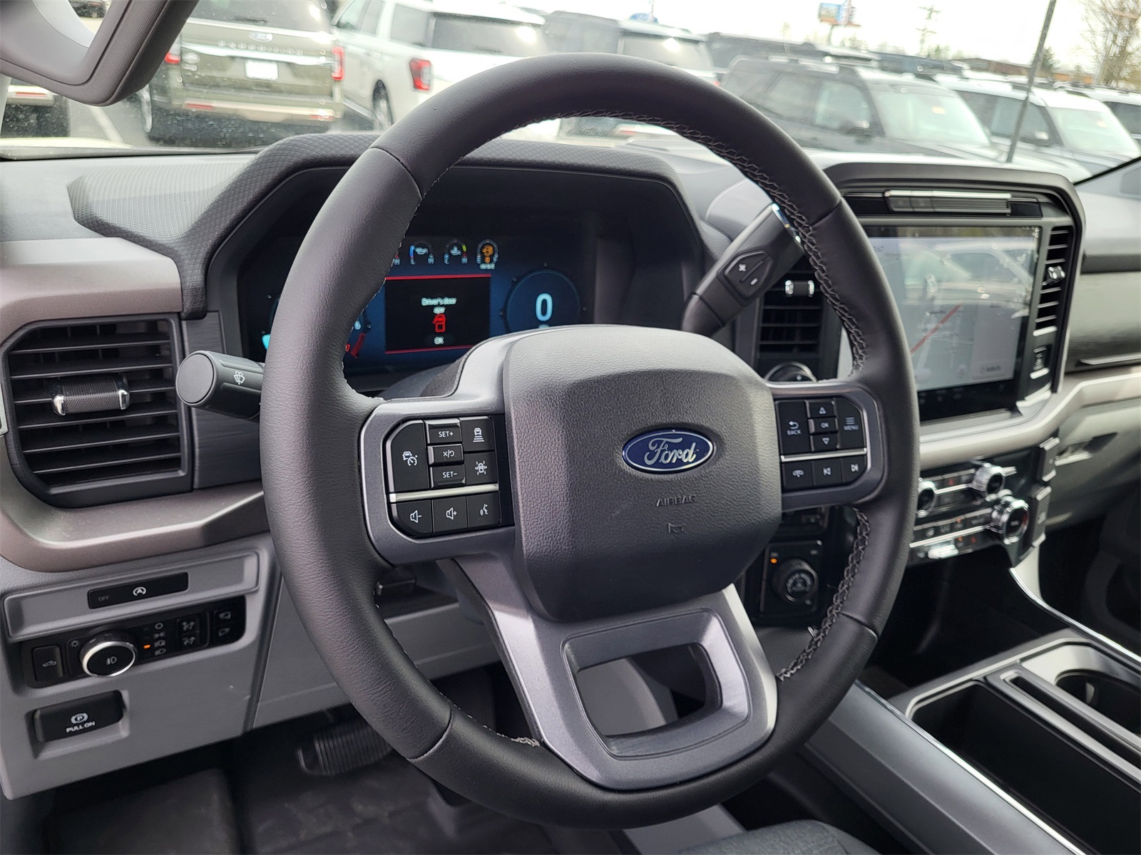 2025 Ford F-150 XLT photo 14