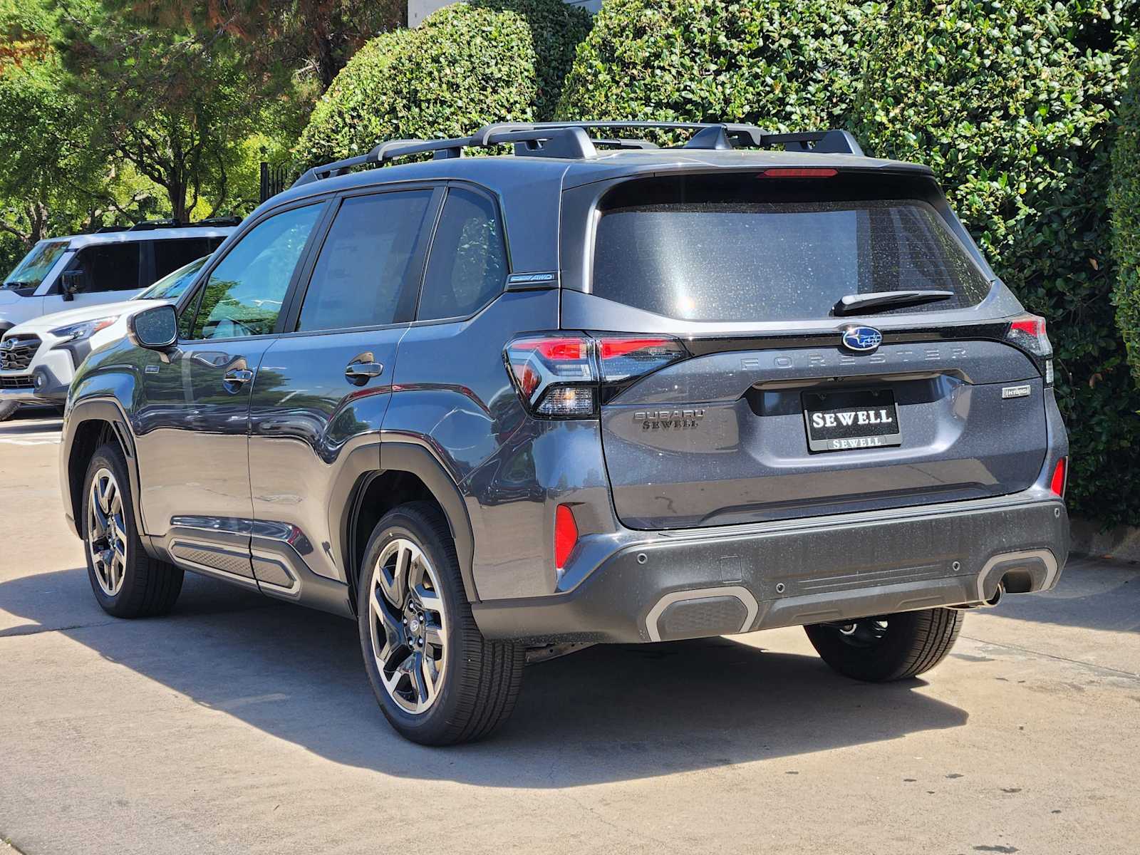 2025 Subaru Forester Limited photo 4