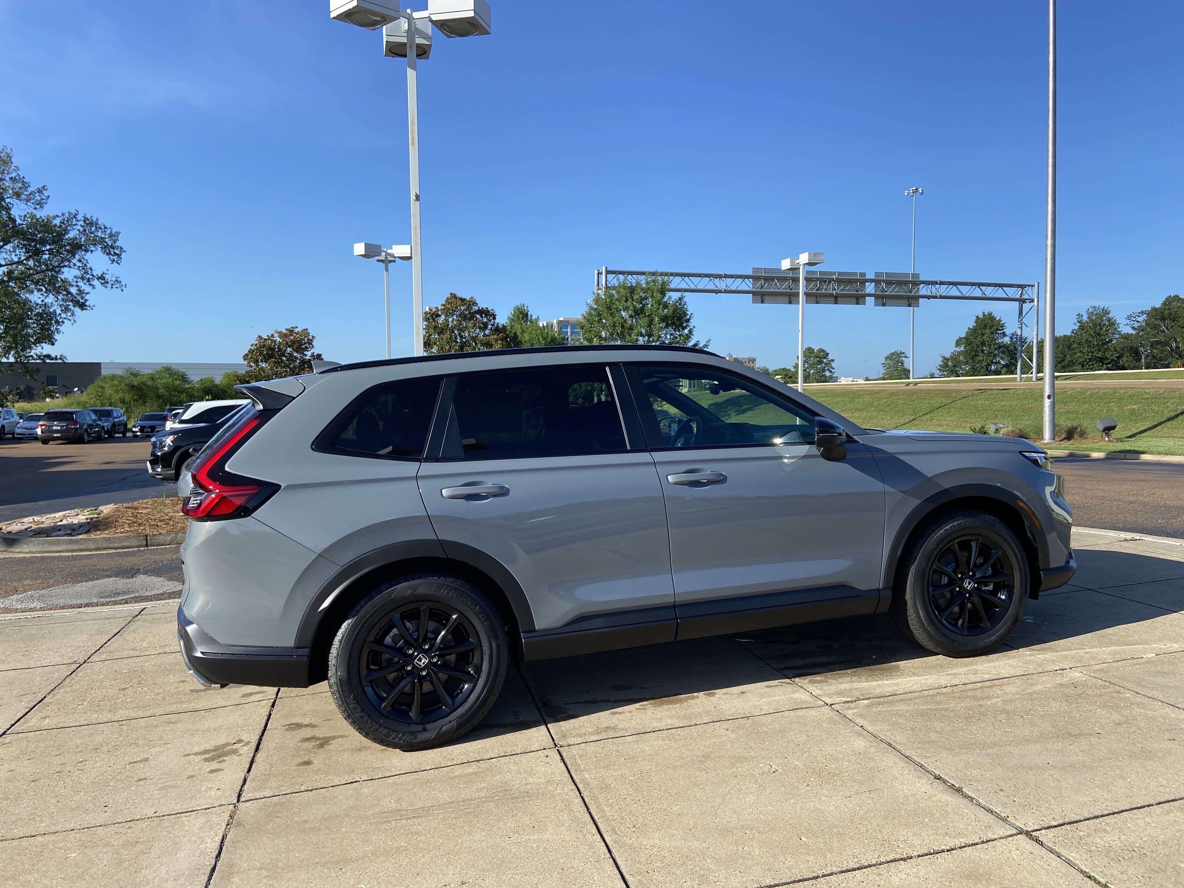 2026 Honda CR-V Hybrid Sport-L photo 6