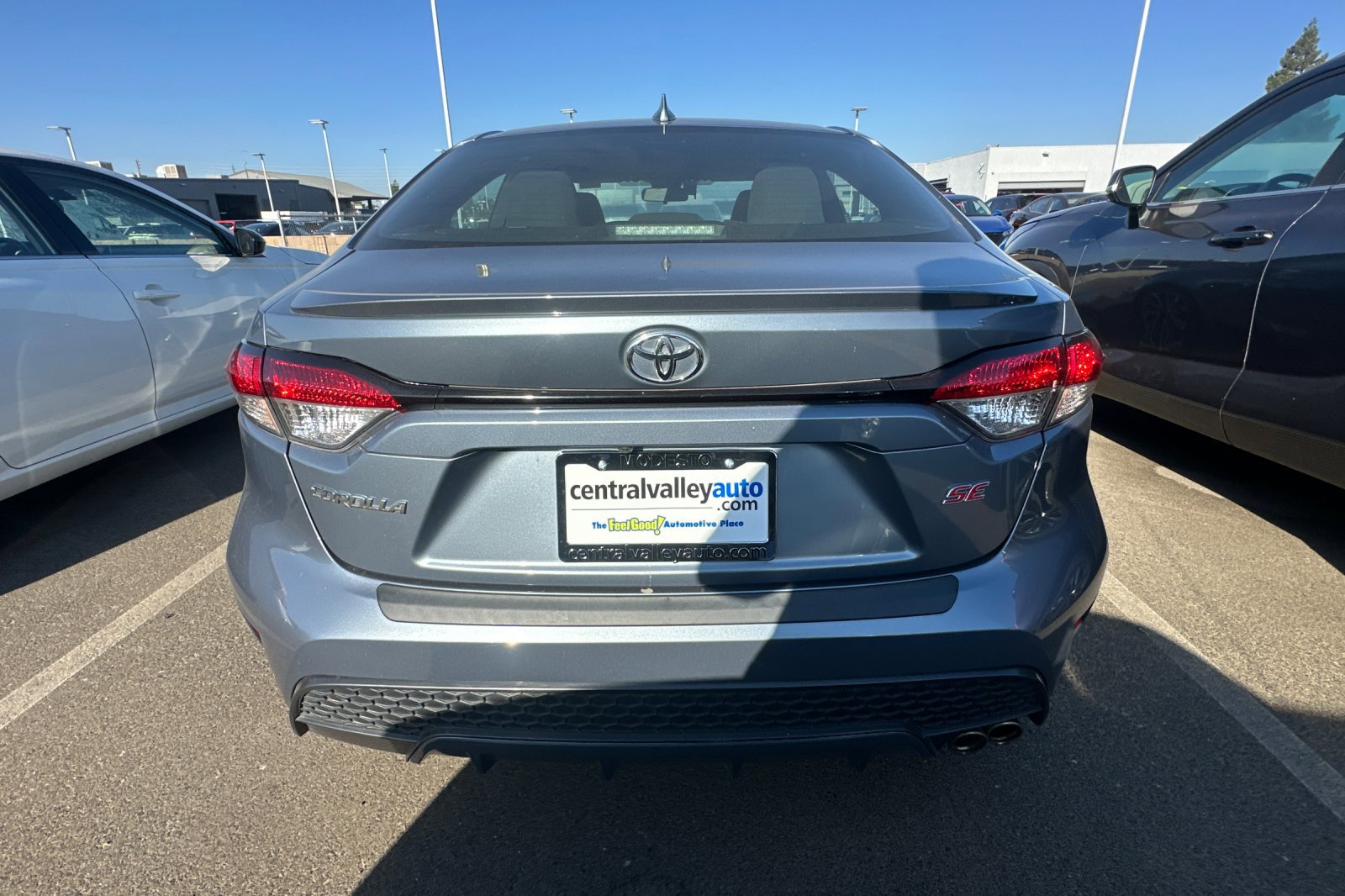 2022 Toyota Corolla SE photo 4