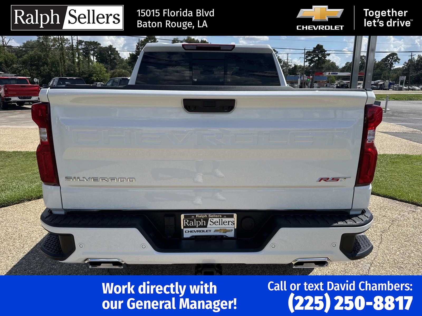 2026 Chevrolet Silverado 1500 RST photo 3