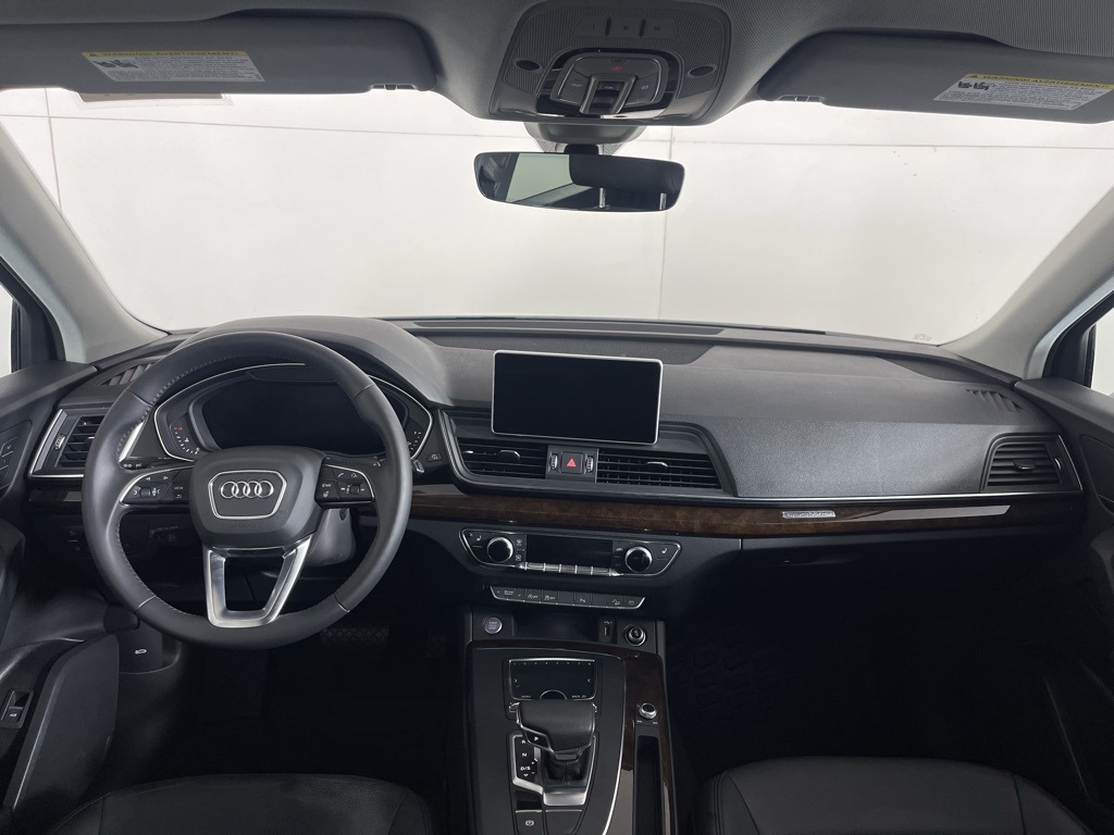 2020 Audi Q5 45 Premium Plus photo 24