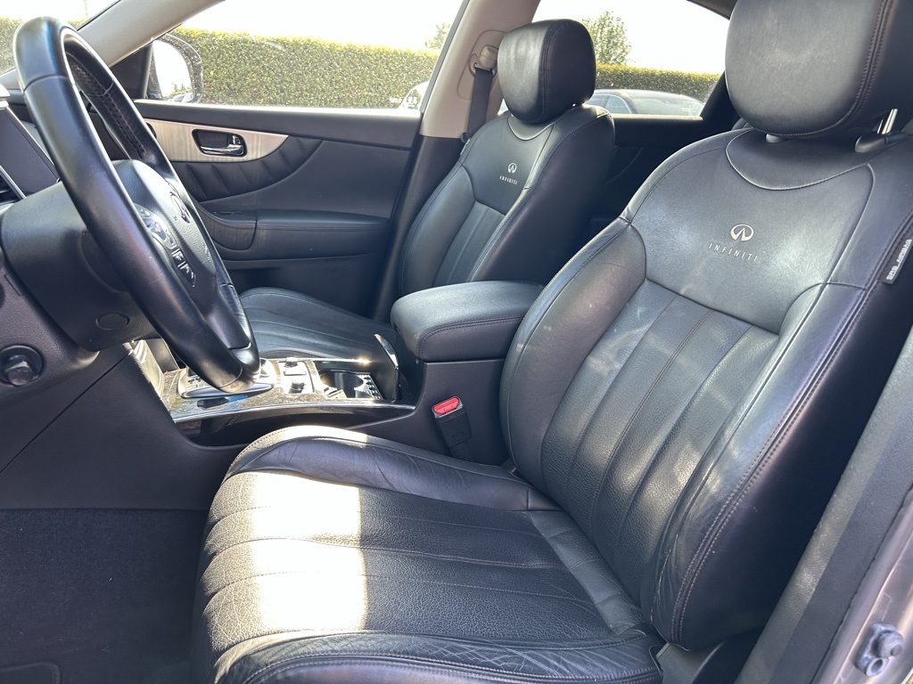 2013 Infiniti FX37 Base photo 22